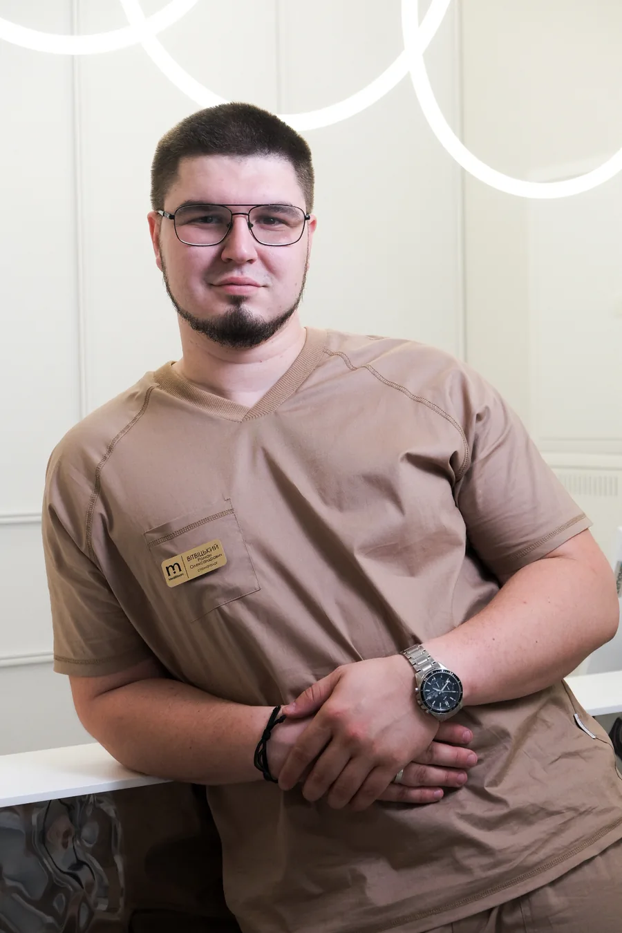 Роман Вітвіцький — стоматолог-ортопед клініки MediBloom, Київ